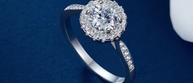 7 Things You Should Know About Moissanite Engagement Rings
