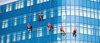 How to Remove Dust & Sand Buildup on Windows in Dubai