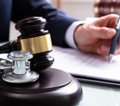 How a Nashville Medical Malpractice Lawyer Can Help Maximize Your Compensation