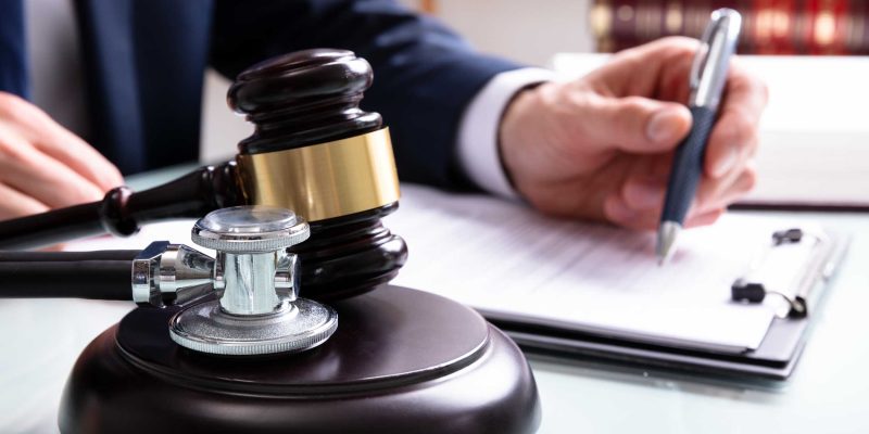 How a Nashville Medical Malpractice Lawyer Can Help Maximize Your Compensation