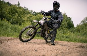 Talaria X3 MX: Features and Street Performance